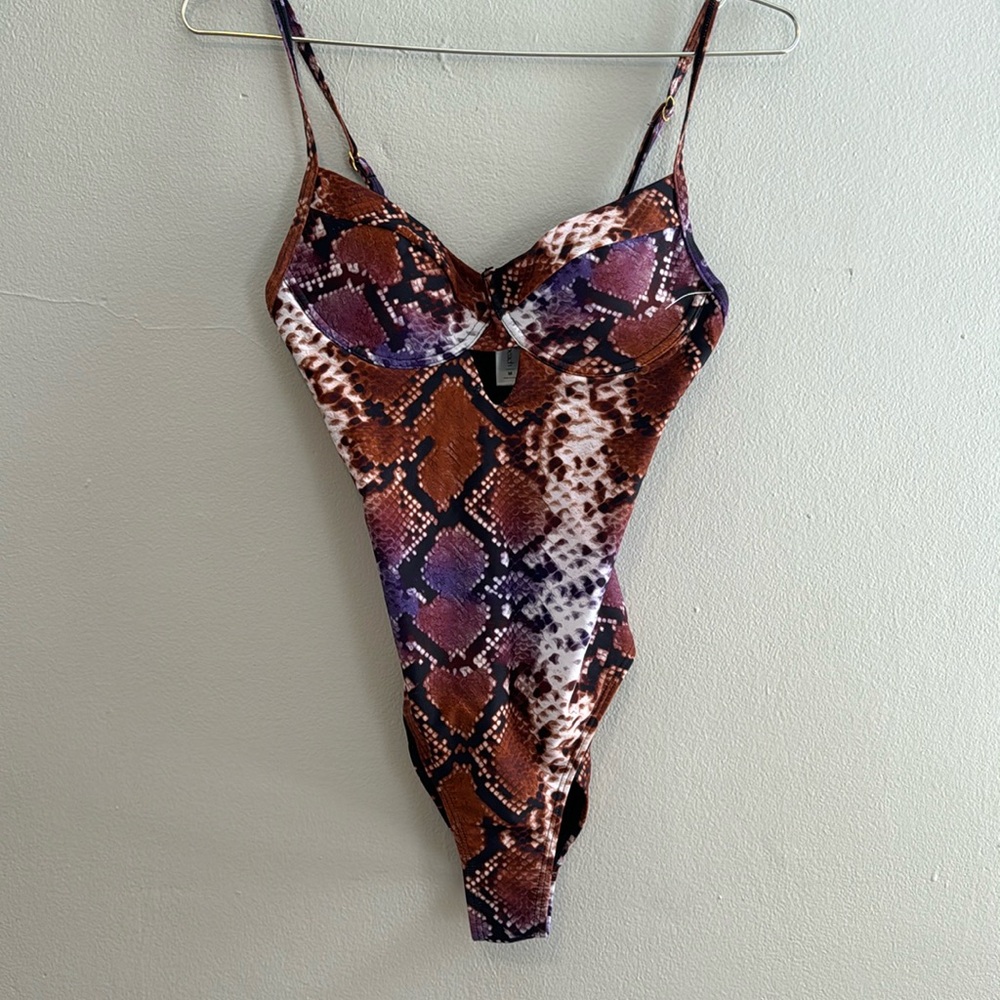 NWOT Sandy Beach Snake Skin One piece swimsuit